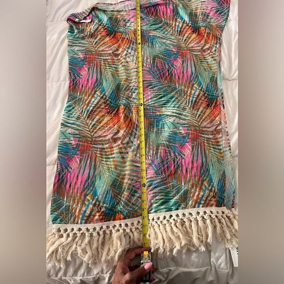 Hurley Floral Fringe Cover Up - Picture 6 of 7